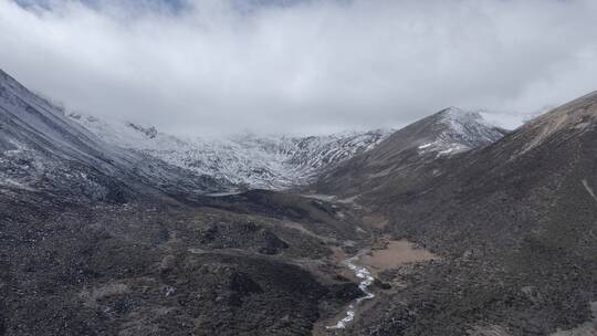 冬天西藏雪山风光无人机航拍素材