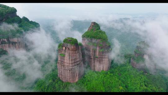 广东仁化丹霞山景区-巴寨-茶壶峰风光