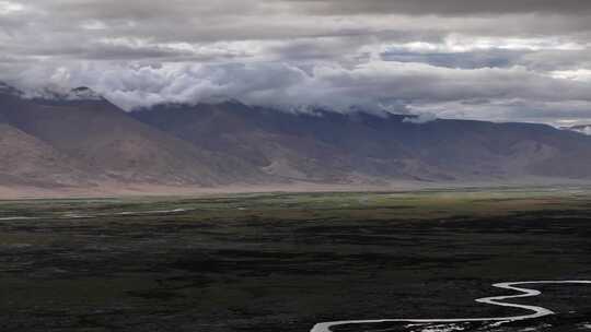 西藏阿里地区噶尔藏布江航拍