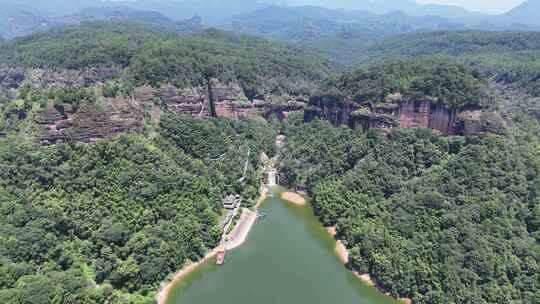 航拍福建泰宁大金湖一线天奇观景区