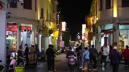 潮州人文牌坊街夜景骑楼街道老街商业街景点