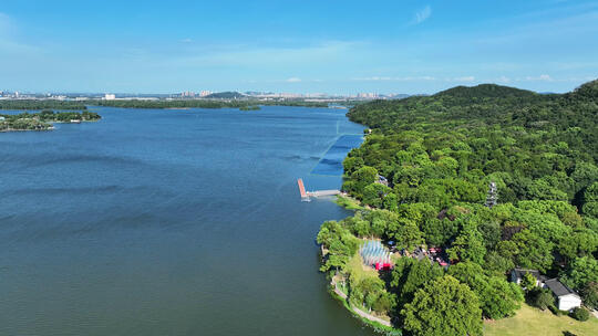 航拍武汉地标旅游5A级旅游景区东湖自然风光