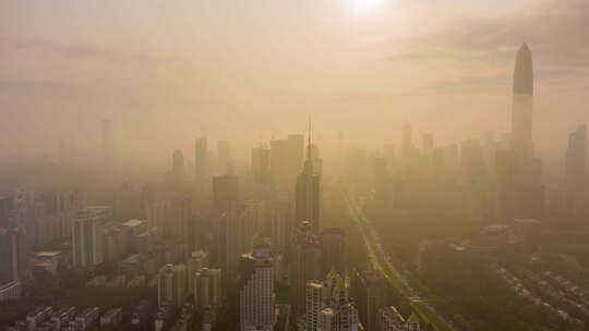 雾霾中的深圳市。中国。鸟瞰图