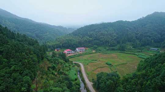 山区村落田园风光