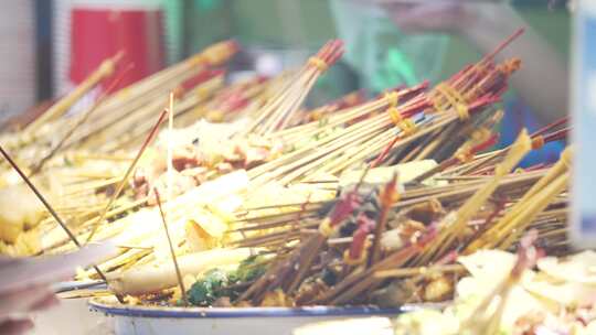 烧烤 烤羊肉串 美食烧烤 撸串烤串 夜市小吃