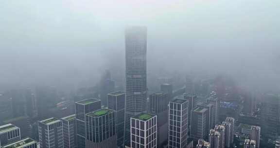 雨天高楼穿云航拍