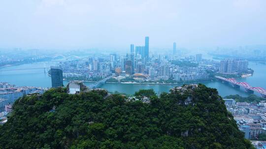 柳州航拍马鞍山城市风景