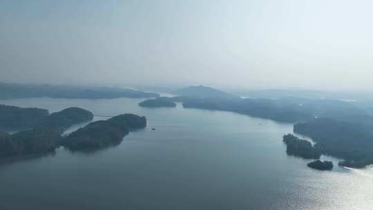 航拍江西新余仙女湖风景区旅游度假美景