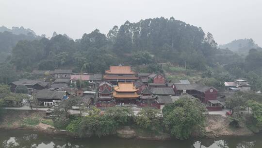 乐山五通桥-慈恩寺-河边 上升