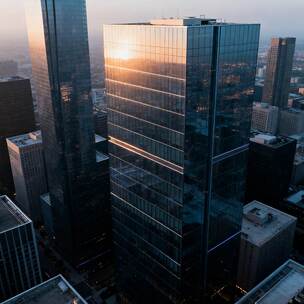 轻快科技企业商务 产品介绍-平稳前行