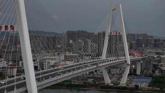 广东揭阳市榕城区揭阳大桥 下雨打雷雷暴