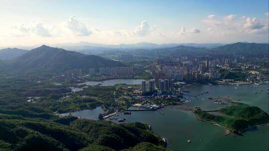 山水相依的海岛风光全景