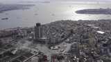 伊斯坦布尔博斯普鲁斯塔克西姆广场和清真寺建筑鸟瞰图高清在线视频素材下载