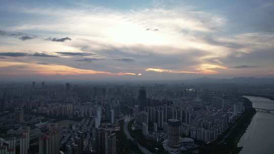 江西赣州城市晚霞夕阳西下晚霞航拍