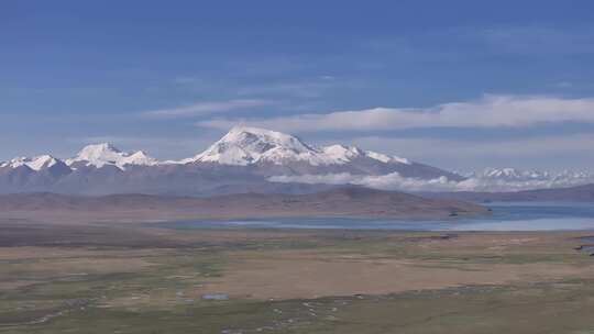 纳木那尼雪山