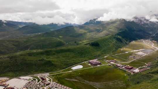 佐钦大圆满寺（竹庆寺）3 高原建筑群鸟瞰