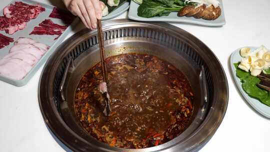 中国传统美食火锅