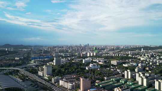 江苏南京城市建筑与蓝天白云航拍