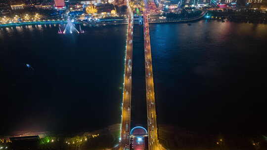 中国吉林市松花江吉林大桥城市夜景航拍