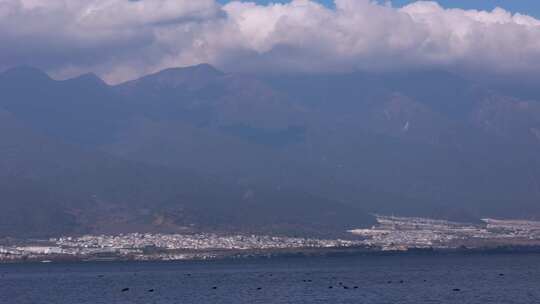 大理苍山洱海云奶盖云横移