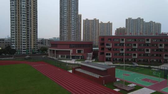 上海市松江区小学初中学校操场空镜4K原素材