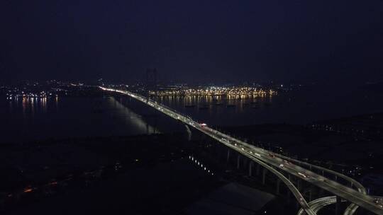 广州市南沙大桥城市交通夜景