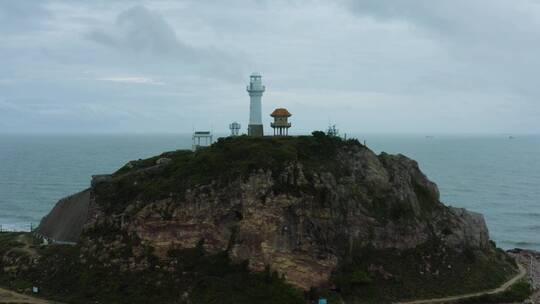 雨后灯塔东方鱼鳞州海岸线航海导航风光04