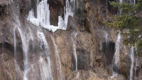 四川阿坝州九寨沟冬日山水