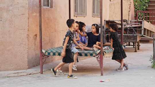 喀什古城小孩视频素材模板下载