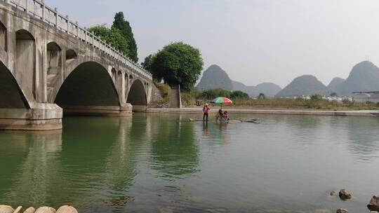 航拍广西阳朔遇龙河风景区