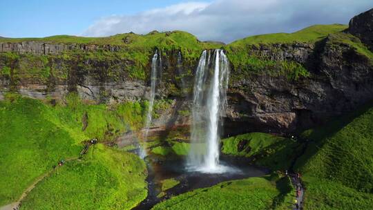 瀑布壮观瀑布飞流直下三千尺生态保护