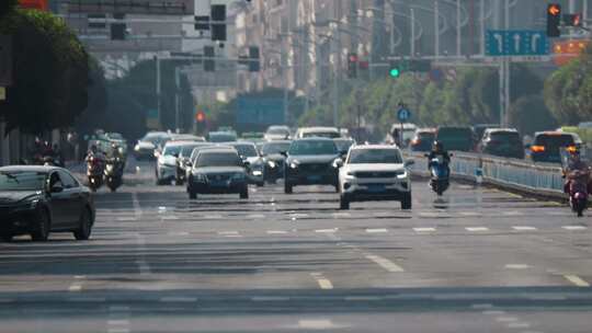 高温炎热 扭曲路面热浪升格