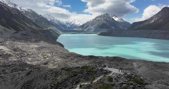 航拍新西兰库克山国家公园河流美景