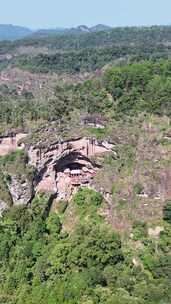 竖屏航拍福建泰宁大金湖丹霞地貌甘露寺