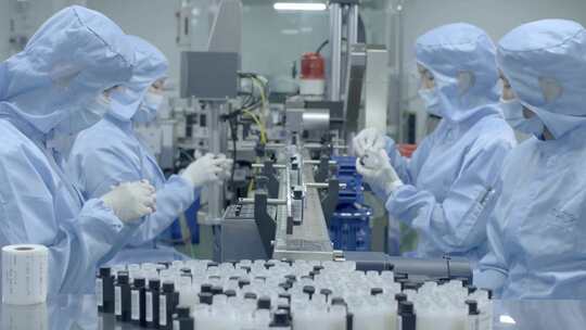 4k工业制造工人药厂试剂生产过程