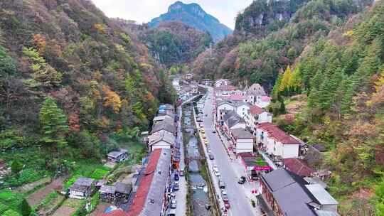 航拍神农架红坪镇风景