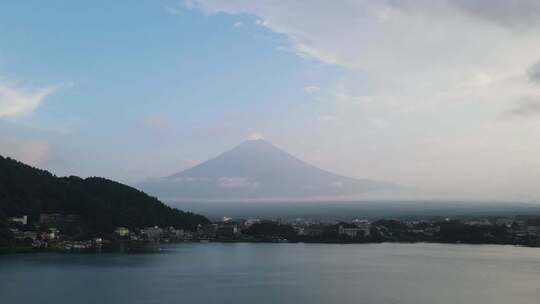 日本富士山河口湖延时航拍