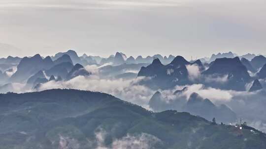 桂林山水云雾