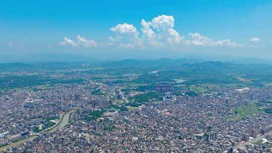 城市鸟瞰全景航拍汕尾大全景延时