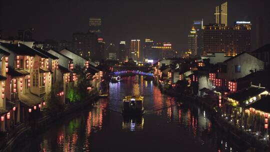 【空镜】4k夜景-江南古镇运河-建筑游船-log