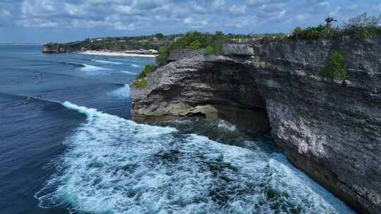 原创 印尼巴厘岛海岸线自然风光航拍视频素材模板下载