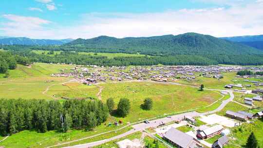 新疆北疆阿勒泰禾木村风景航拍