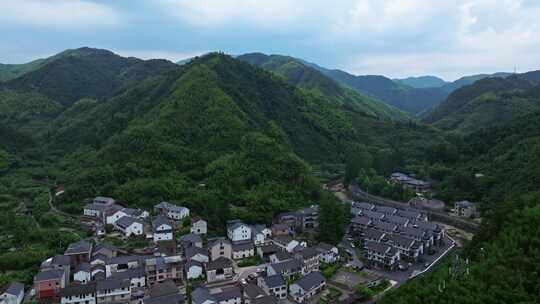 航拍浙江杭州临安区龙门秘境石门村山间村落