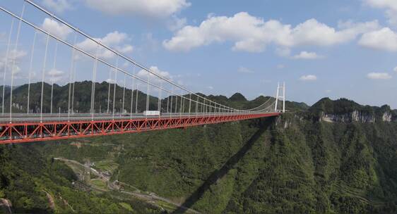 湘西大桥穿越机4K实拍素材