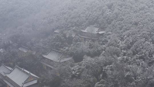 杭州灵隐雪下雪航拍