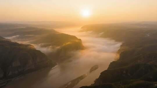 航拍黄河日出云海壮丽山河云海黄河大峡谷