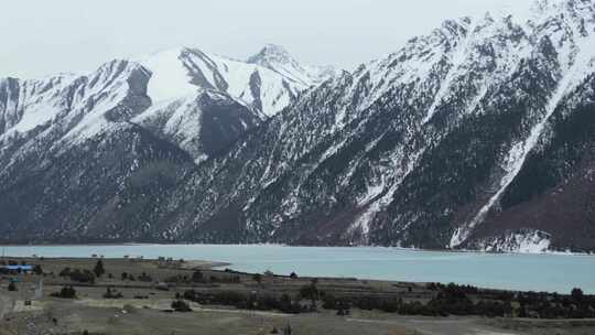 4k航拍西藏然乌湖雪山2