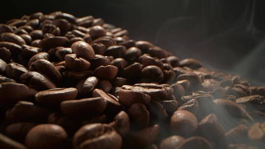 浓香的咖啡豆视频素材模板下载
