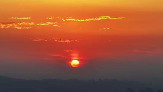 广西桂林喀斯特地貌夕阳