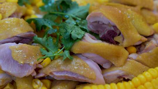 鸡肉 玉米鸡 美食 制作过程 玉米制作美食